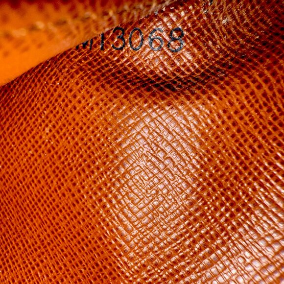 Louis Vuitton Monogram Canvas Eugenie Wallet - Picture 12 of 13